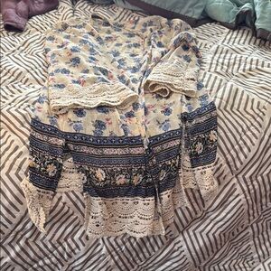 Floral Lace Trim Women's Top